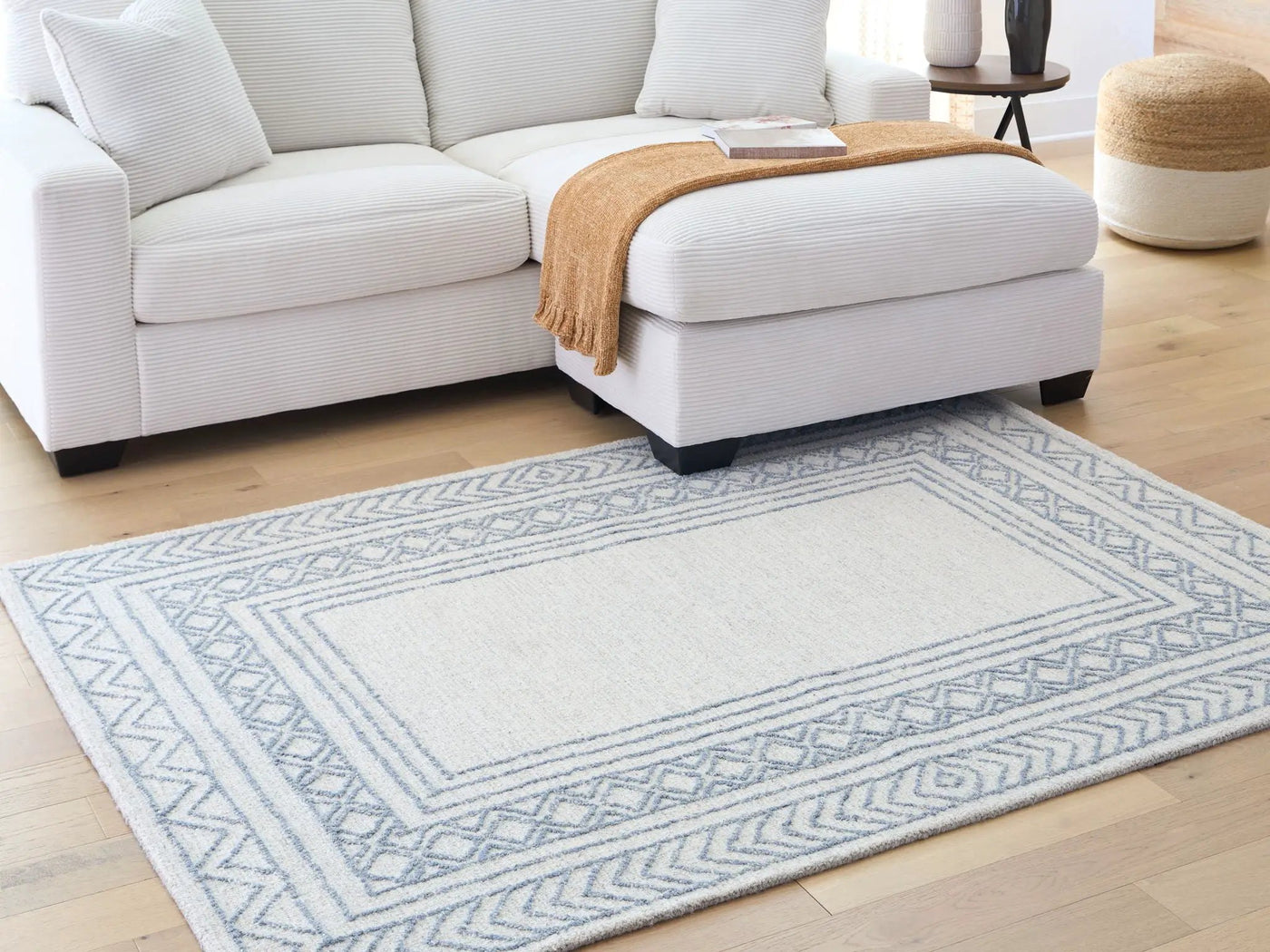 Azelhurst - Rug by Unique Piece Furniture