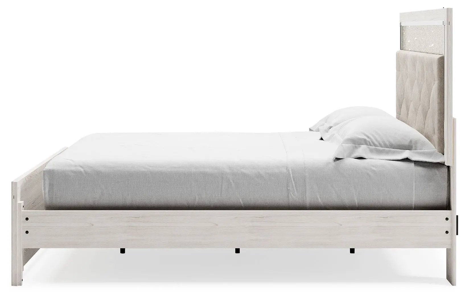 Altyra - King Panel Bed With Upholstered Headboard - White by Unique Piece Furniture