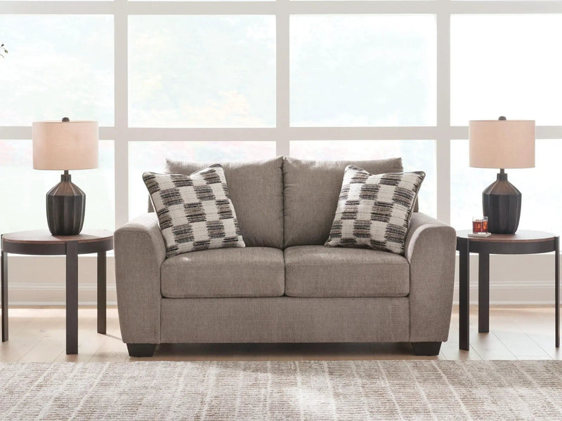 Loreo - Loveseat by Unique Piece Furniture