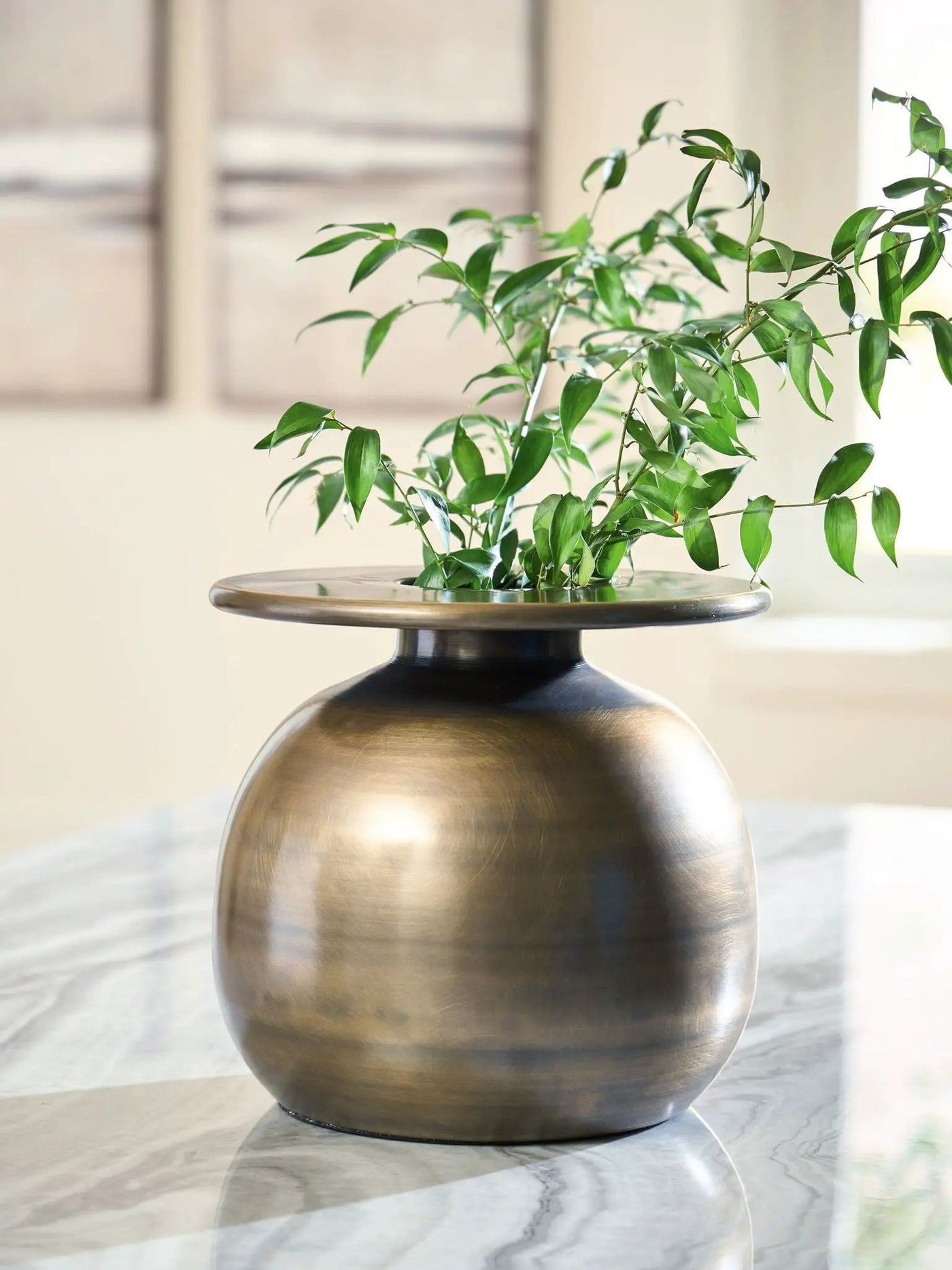 Fedorleigh - Vase by Unique Piece Furniture