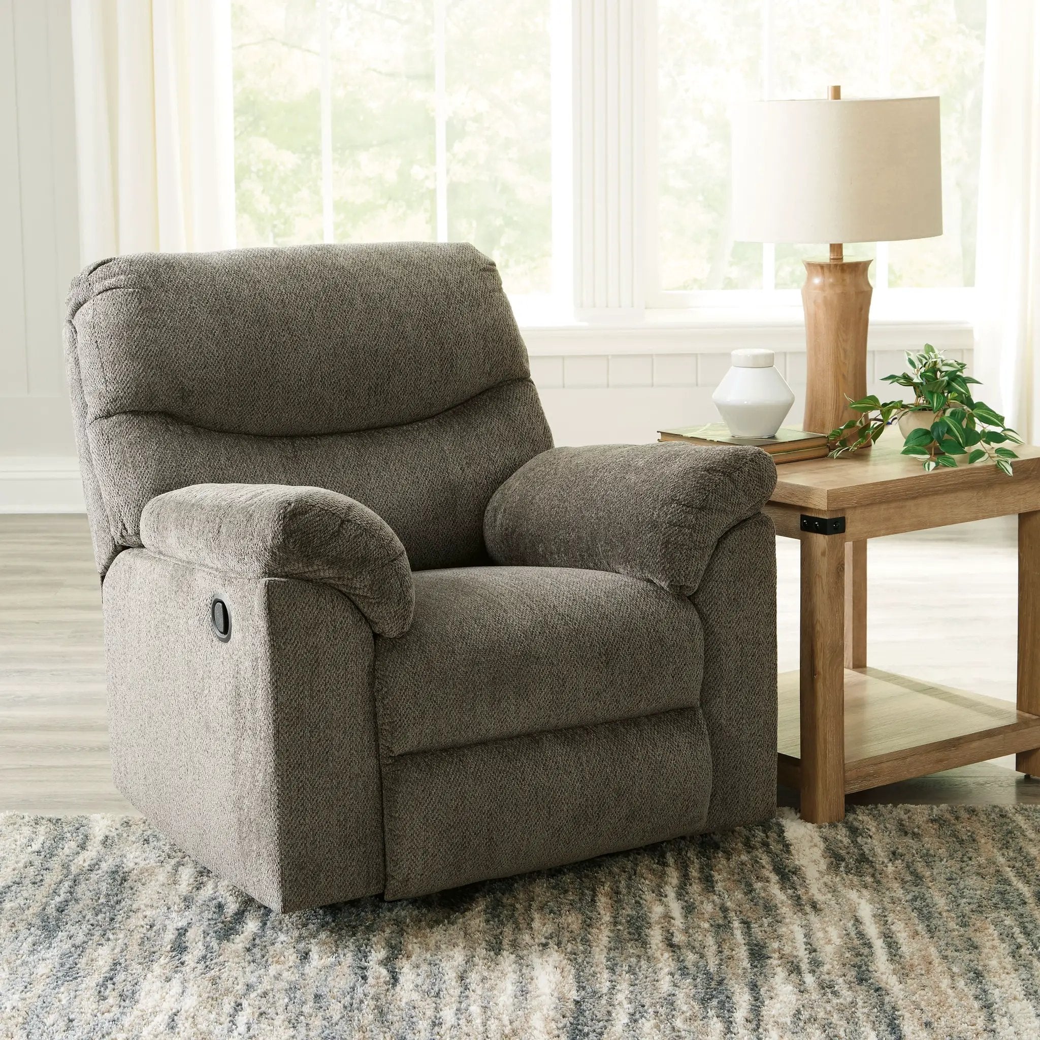 Alphons - Rocker Recliner by Unique Piece Furniture