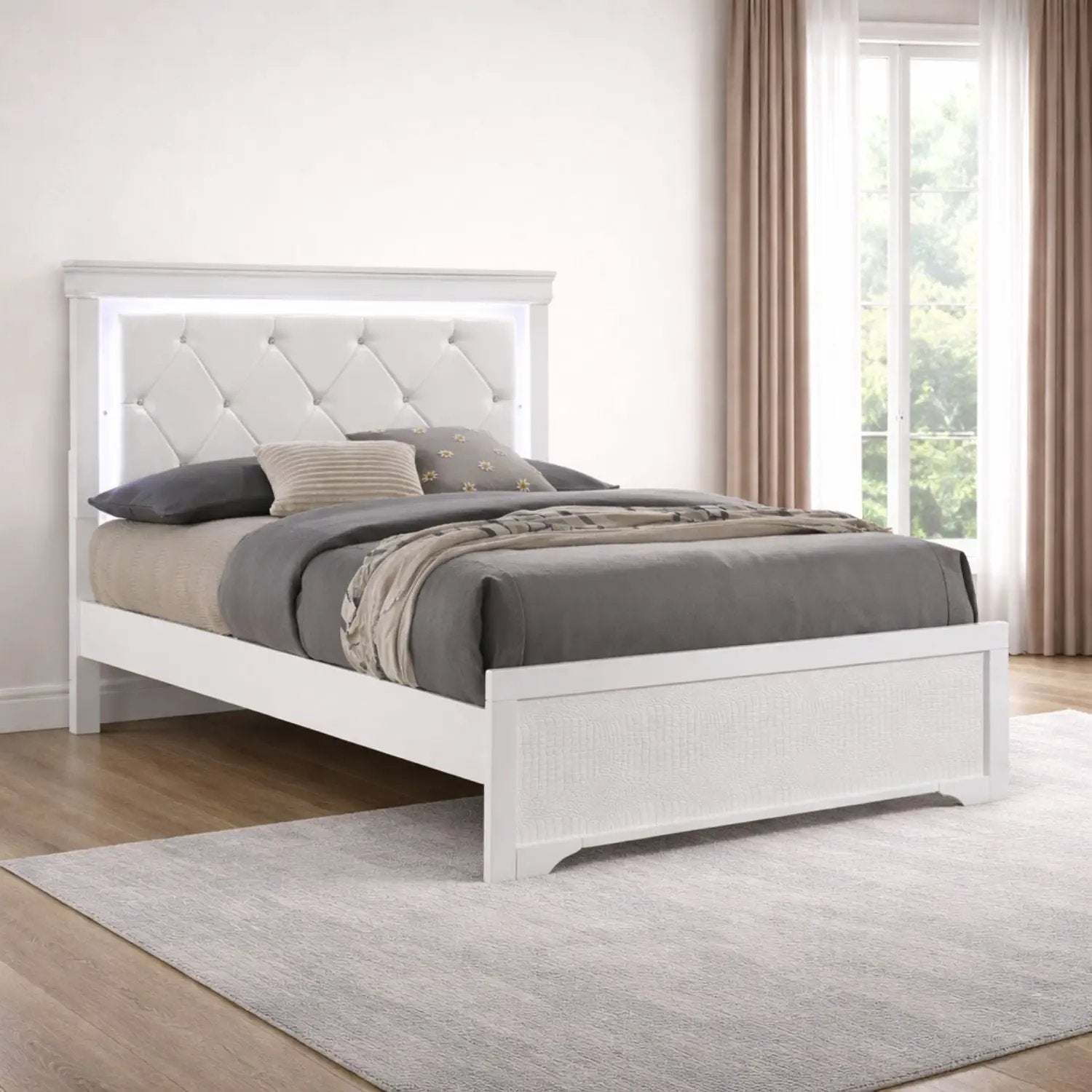 Blaze - Modern Bedroom Set With LED Headboard