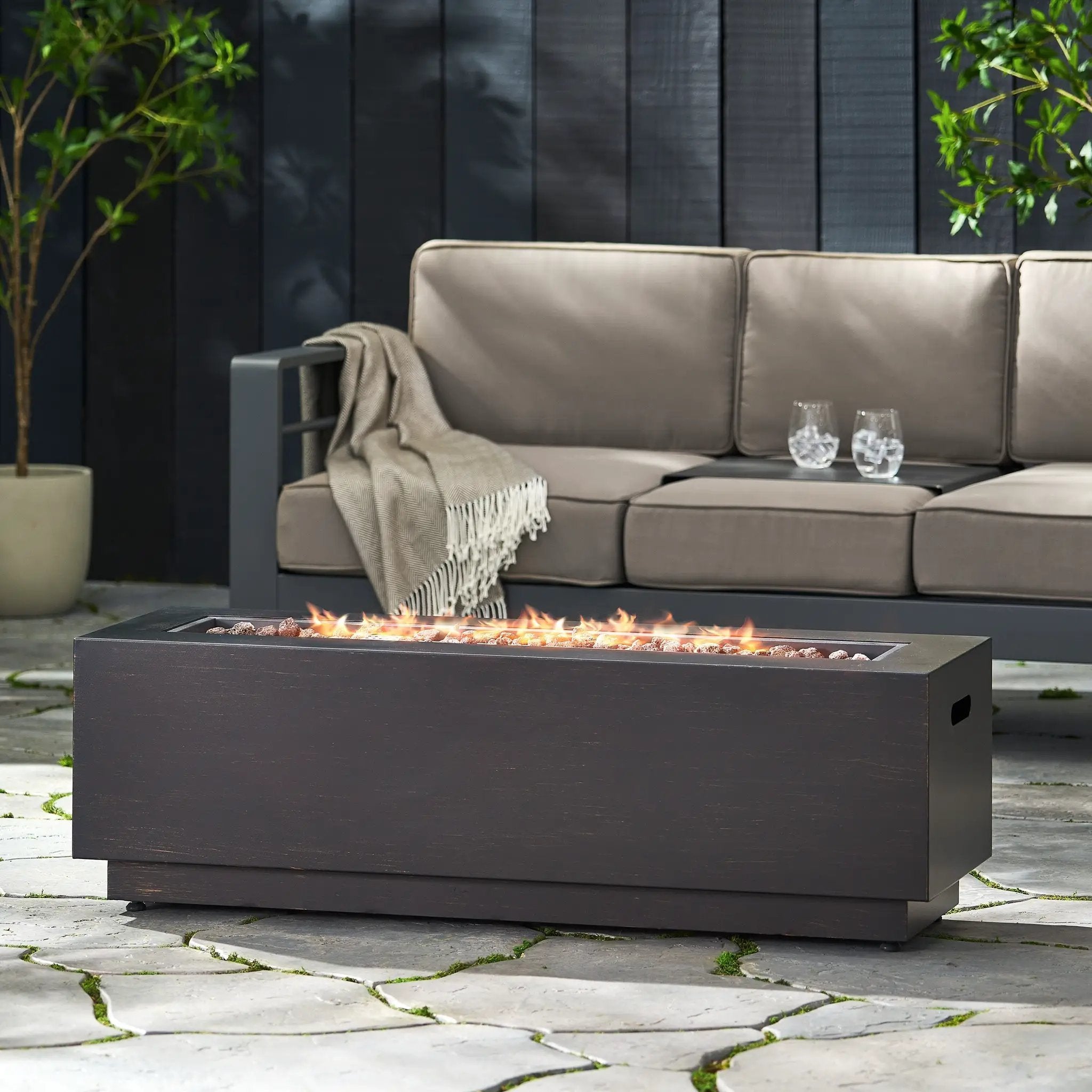 RECTANGULAT IRON FIRE PIT-50 000BTU WITH TANK HOLDER by HouseOfZazla