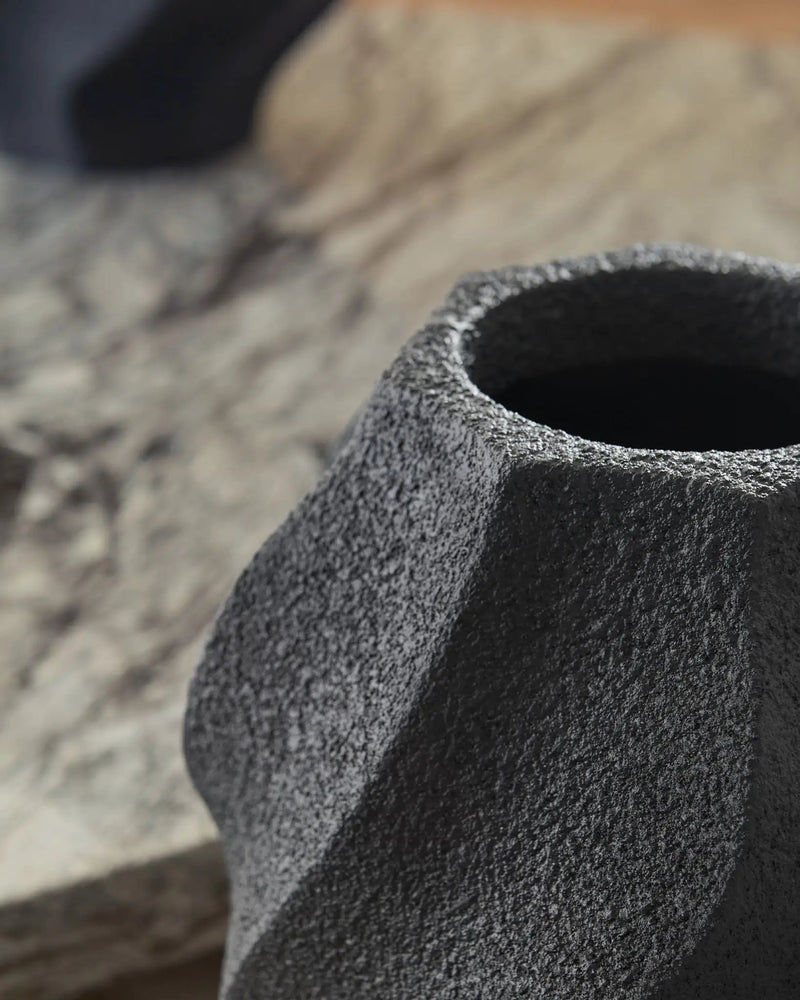 Judworth - Vase by Unique Piece Furniture