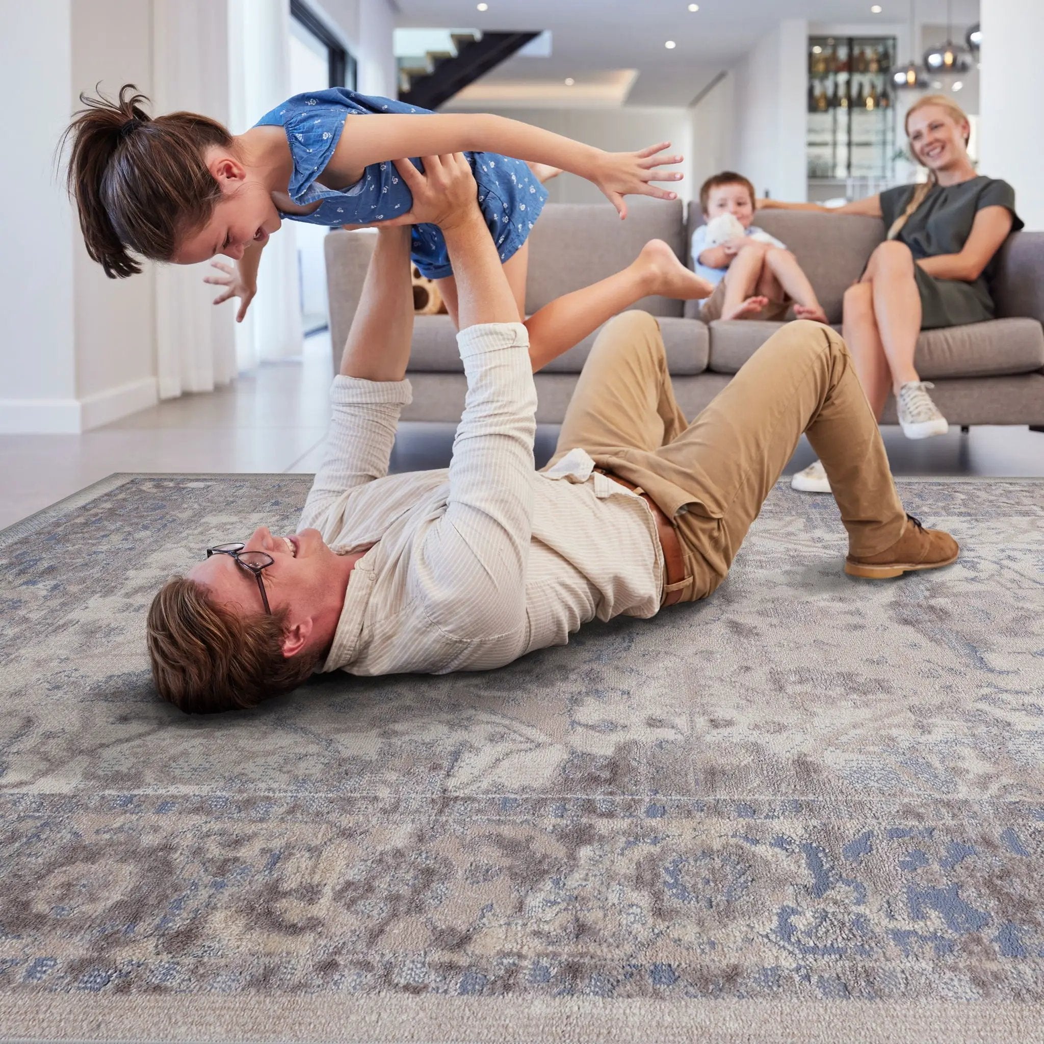 Payas - 6' X 9' Traditional Area Rug - Brown / Beige by Unique Piece Furniture