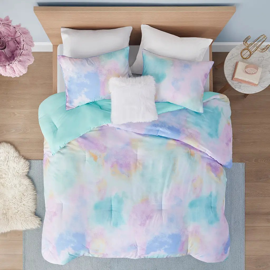 Twin/Twin XL Watercolor Tie Dye Printed Comforter Set with Throw Pillow by HouseOfZazla