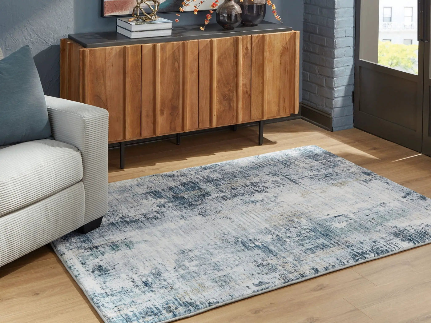 Arlenmont - Rug by Unique Piece Furniture