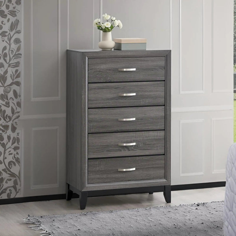Glasgow - Chest With Ample Storage