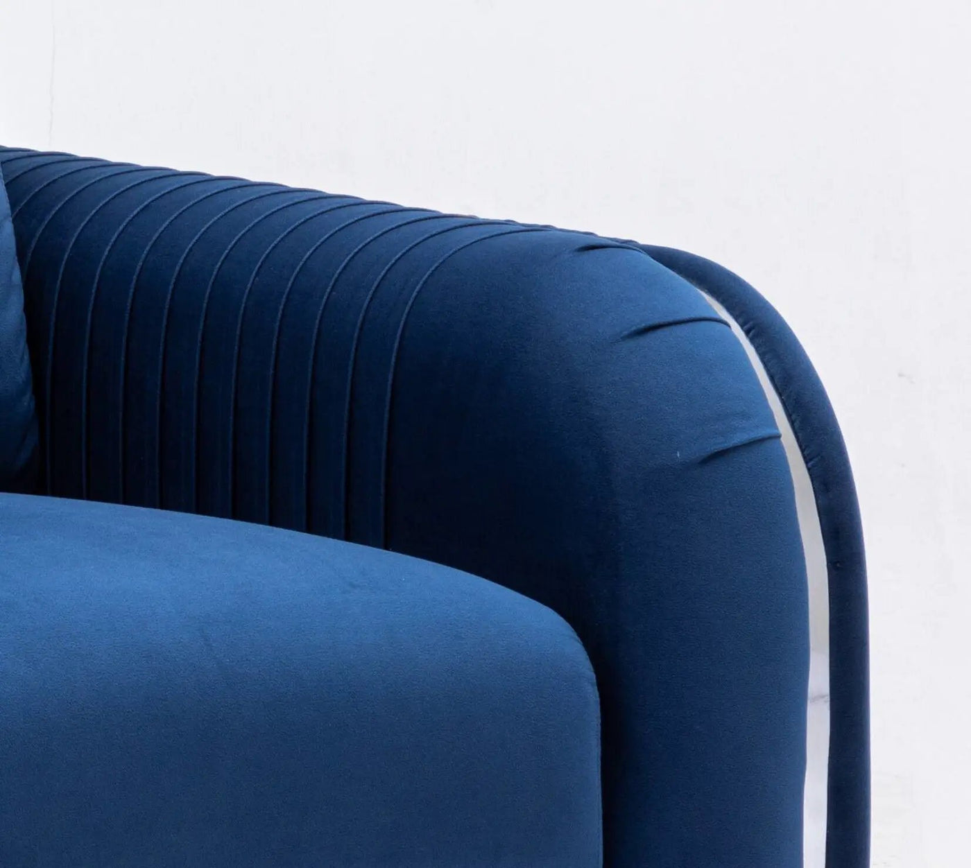Wenona - Modern Elegance Sofa by HouseOfZazla