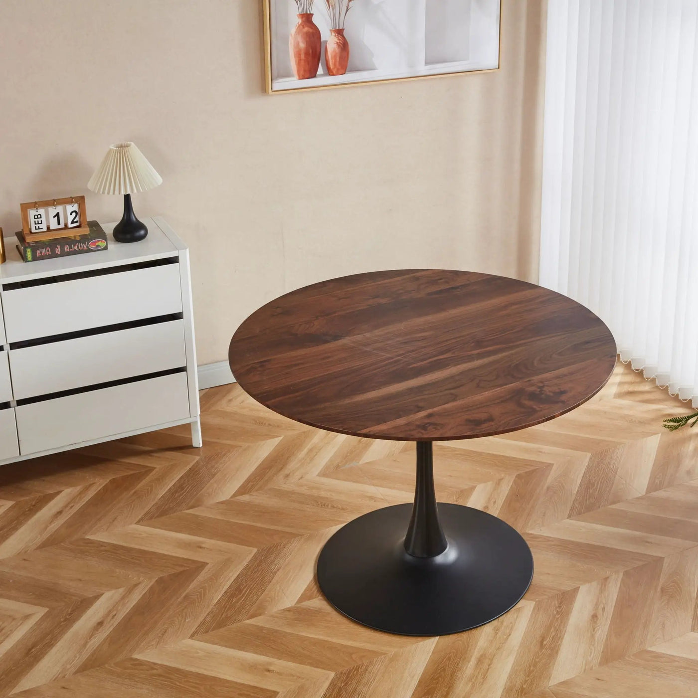 Mid-Century Tulip Dining Table With Round Top by Unique Piece Furniture