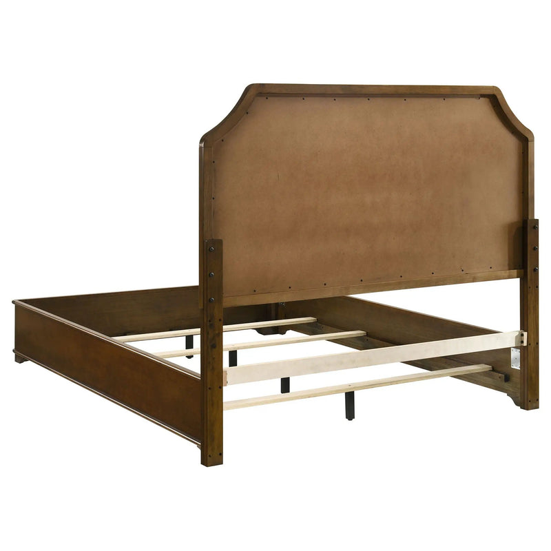 Garland 58-inch Queen Panel Bed Cream and Brown Cherry by Unique Piece Furniture