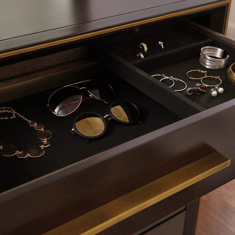 Prescott - 8 Drawer Dresser