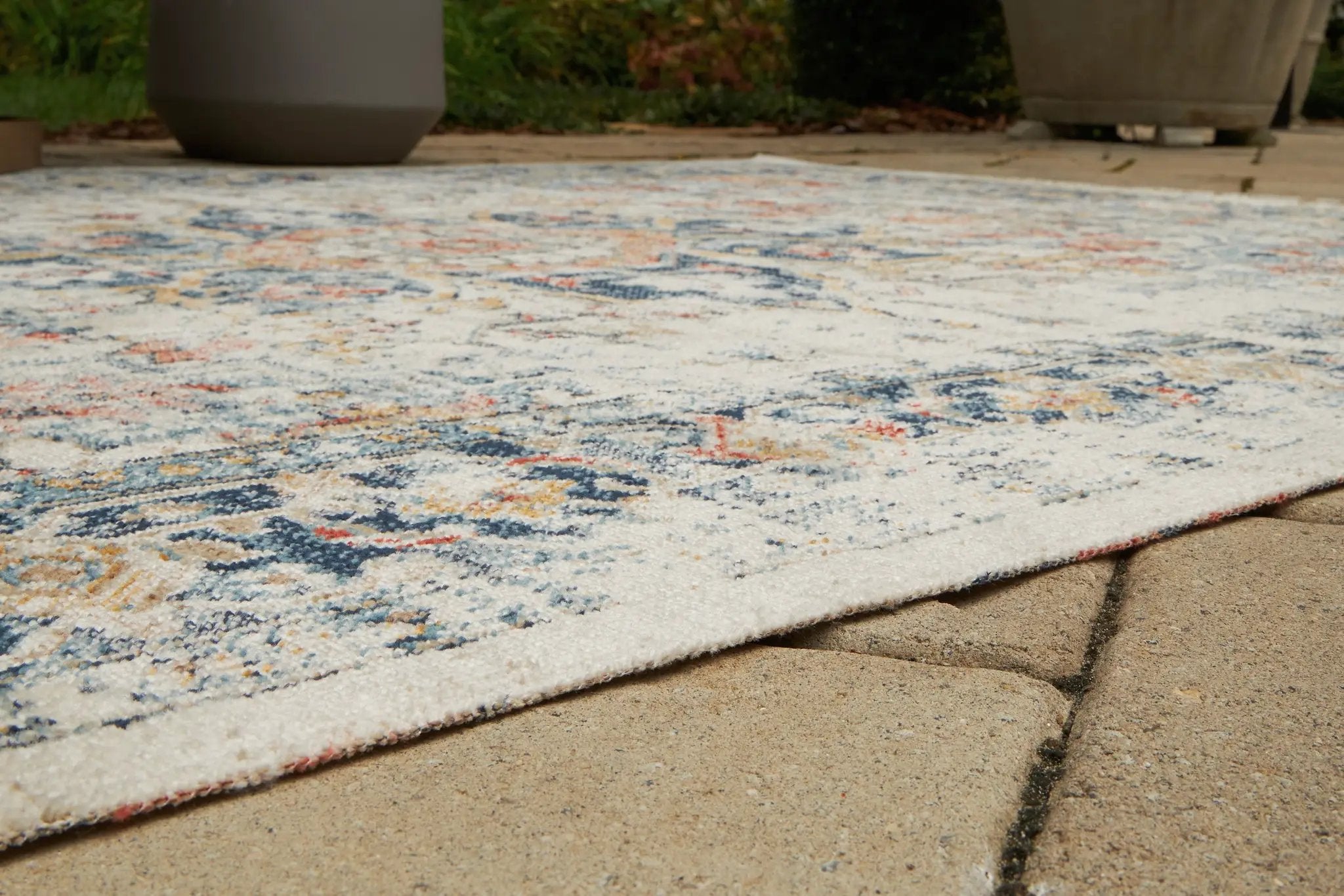 Jarrpage - Rug by Unique Piece Furniture