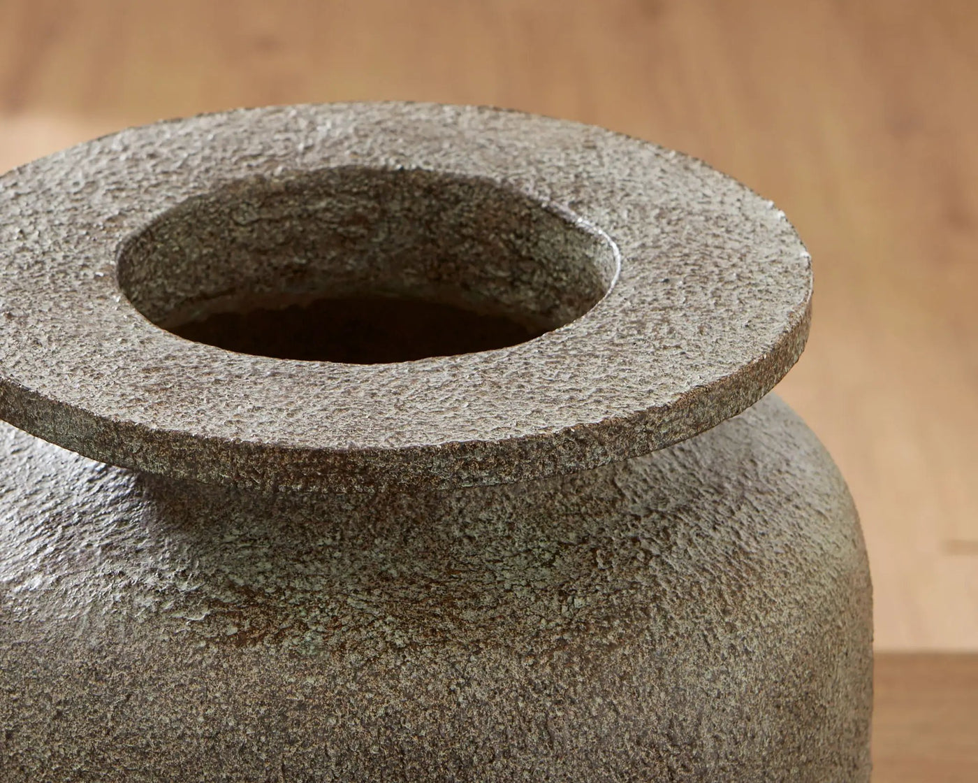 Jedwick - Vase by Unique Piece Furniture