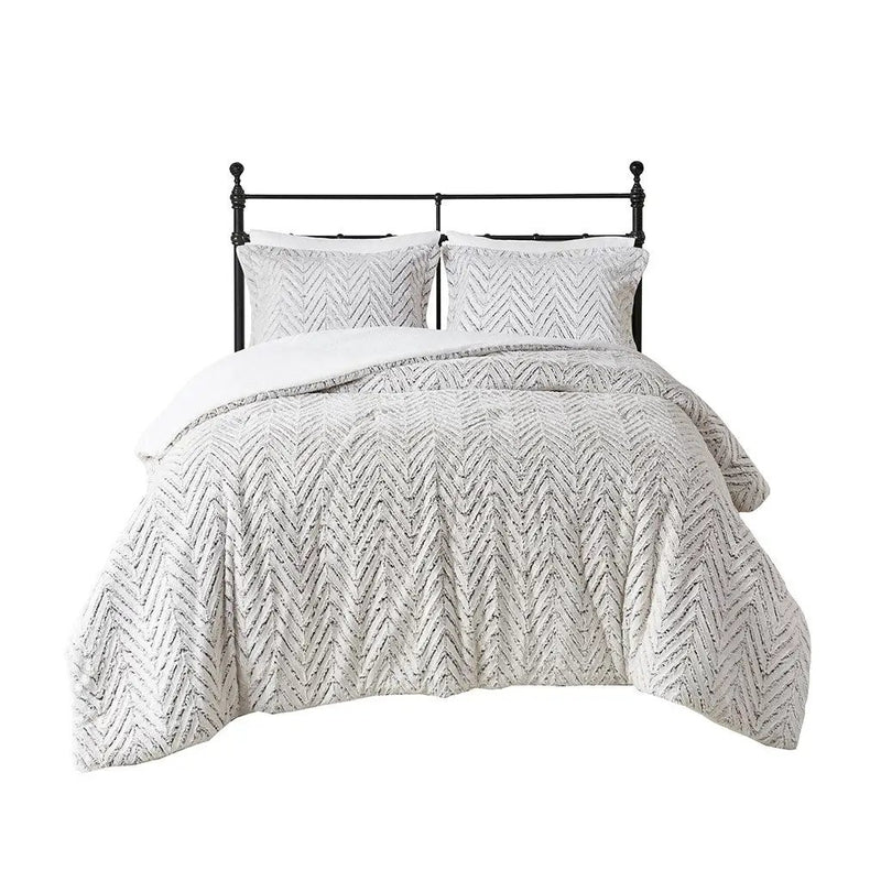 Full/Queen Ultra Plush Down Alternative Comforter Set by HouseOfZazla
