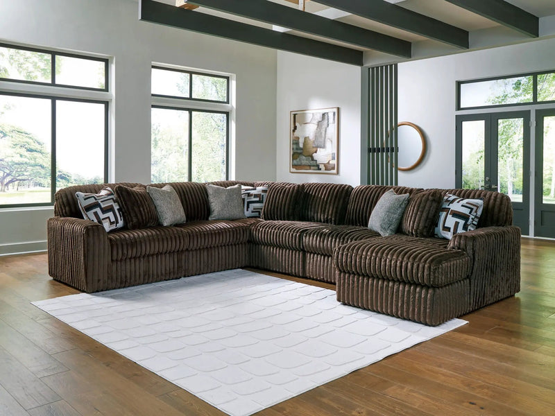 Midnight-Madness - Sectional by Unique Piece Furniture