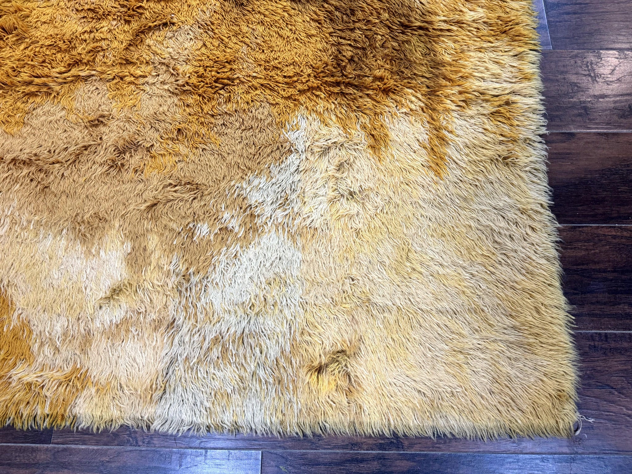 Rya Shag Rug 4.6 x 6, Shades of Yellow, Mid Century Vintage Carpet by Jewel Rugs