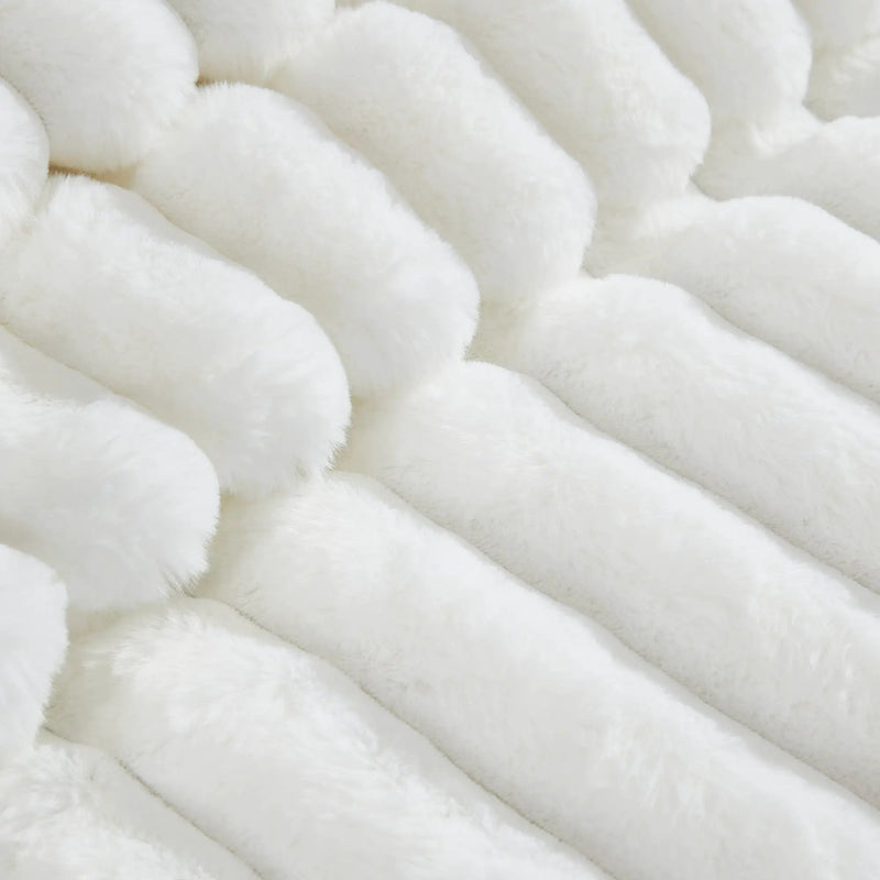 Everett 4-Piece White Micro Mink King Bedding Ensemble by HouseOfZazla