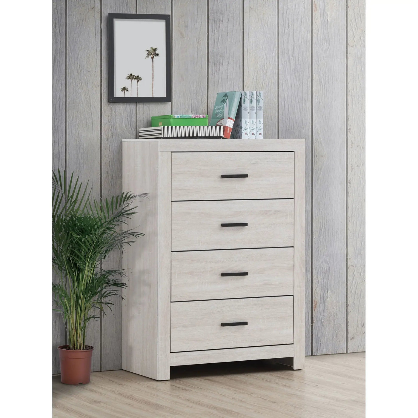 Geary - 4 Drawer Chest by HouseOfZazla