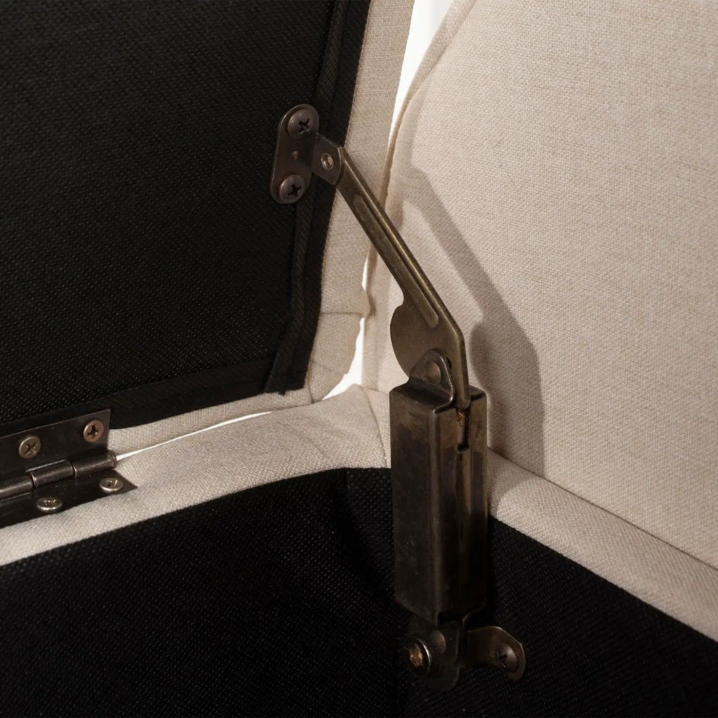 Jacqueline - Tufted Roll Arm Storage Bench by Unique Piece Furniture