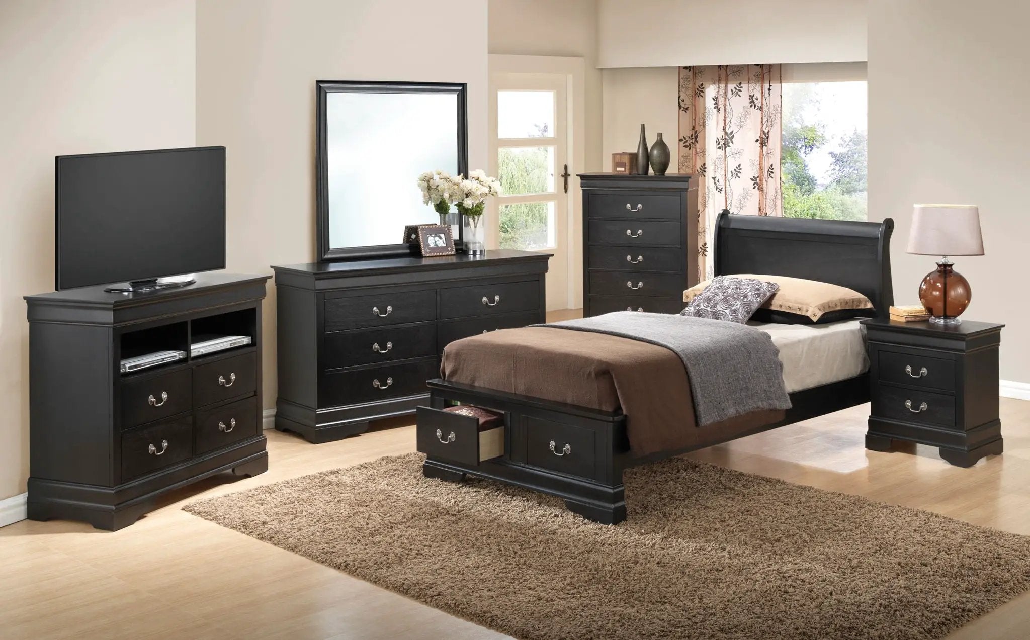 Upholstered Panel Sleigh Bed Design by Unique Piece Furniture