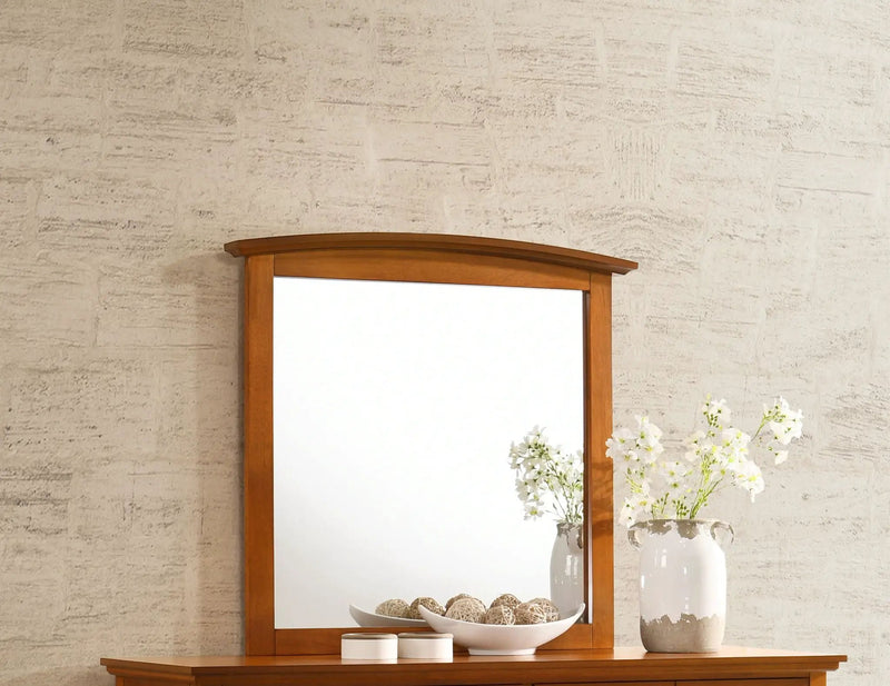 Hammond - Elegant Wall Mirror by HouseOfZazla