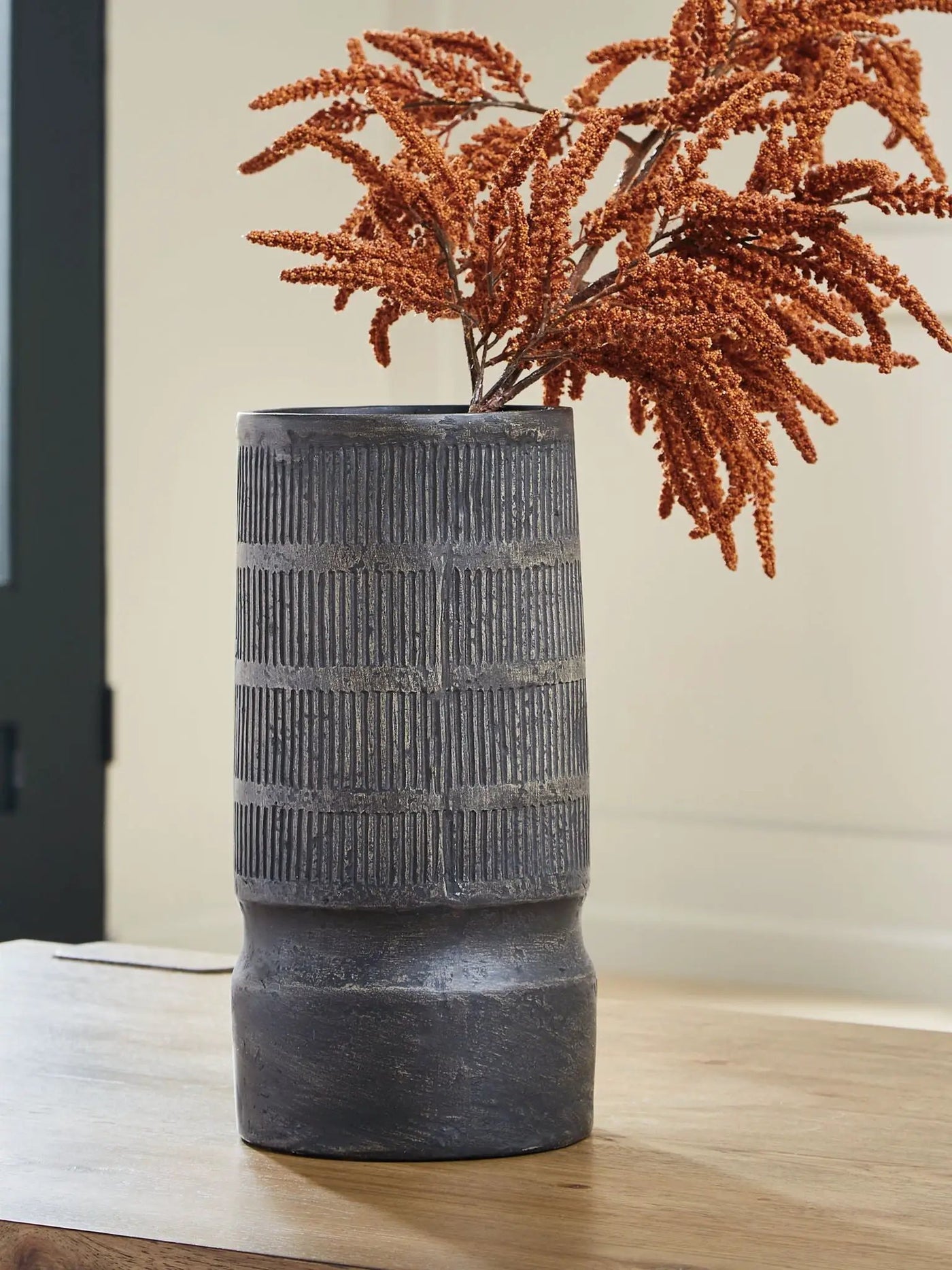 Beninworth - Vase by Unique Piece Furniture