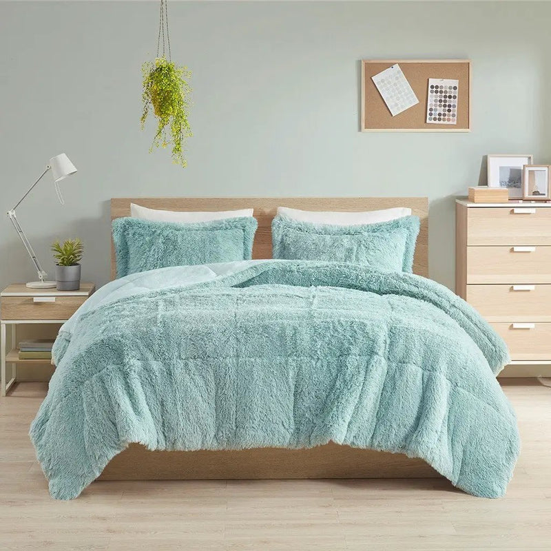 Full/Queen Shaggy Long Fur Comforter Mini Set by HouseOfZazla