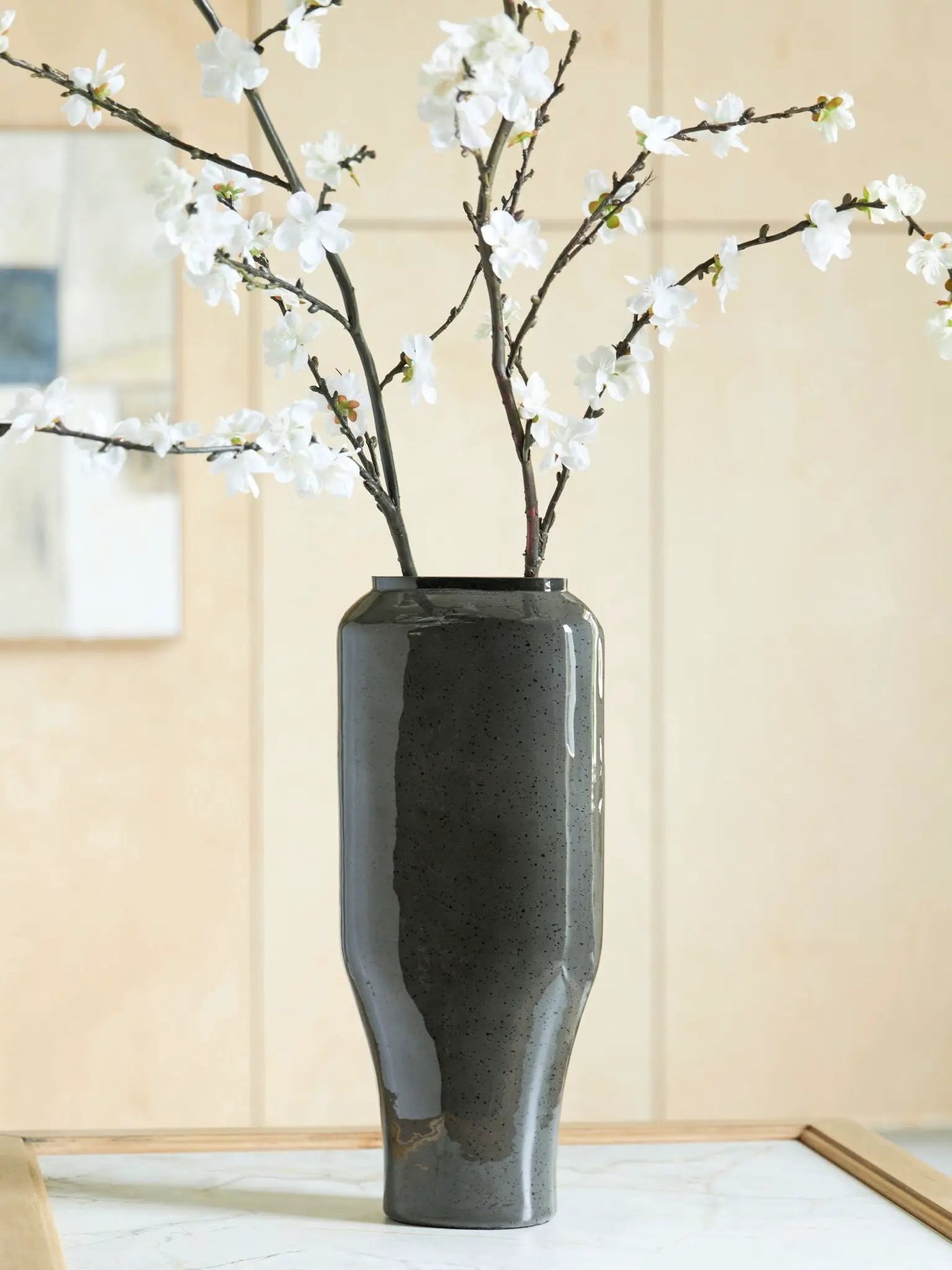 Kierlain - Vase by Unique Piece Furniture