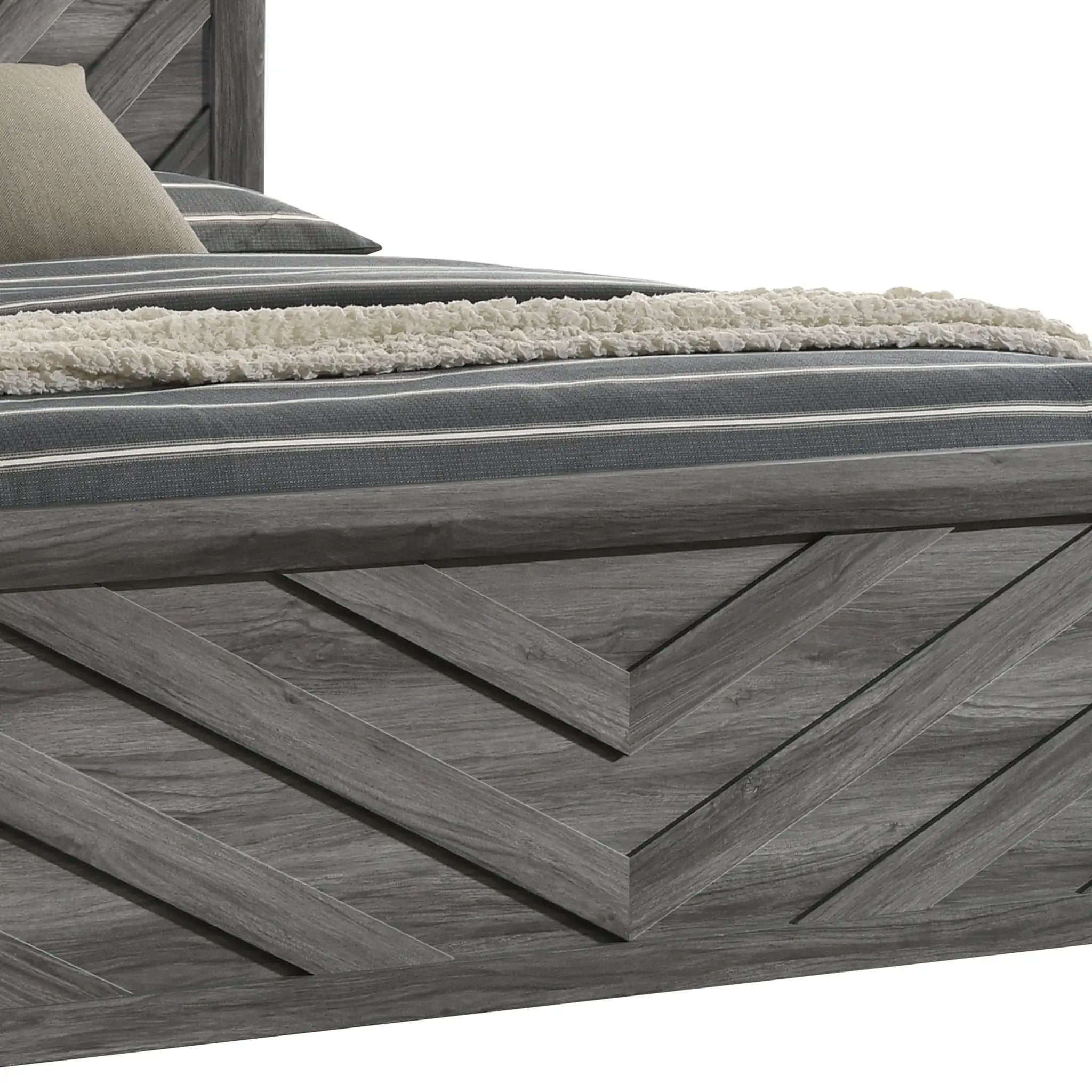 Denver - Modern Bed by HouseOfZazla