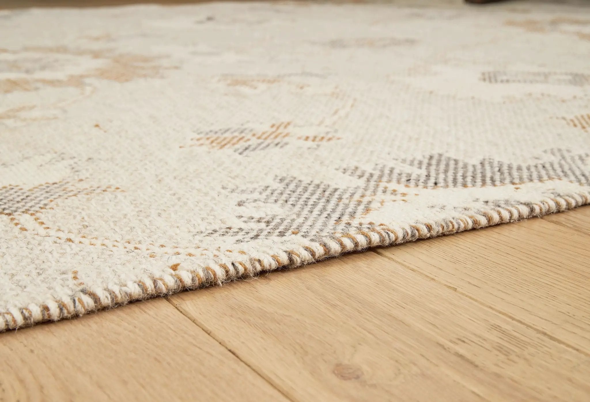 Calkin - Rug by Unique Piece Furniture