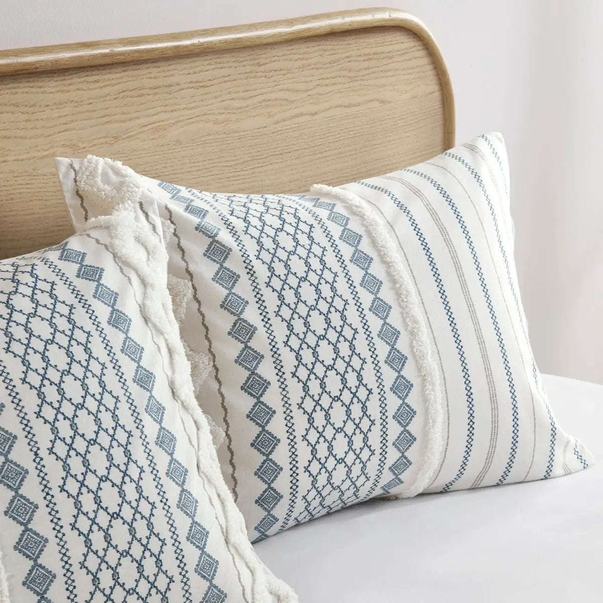 King/Cal King Cotton Printed Duvet Cover Set with Chenille by HouseOfZazla