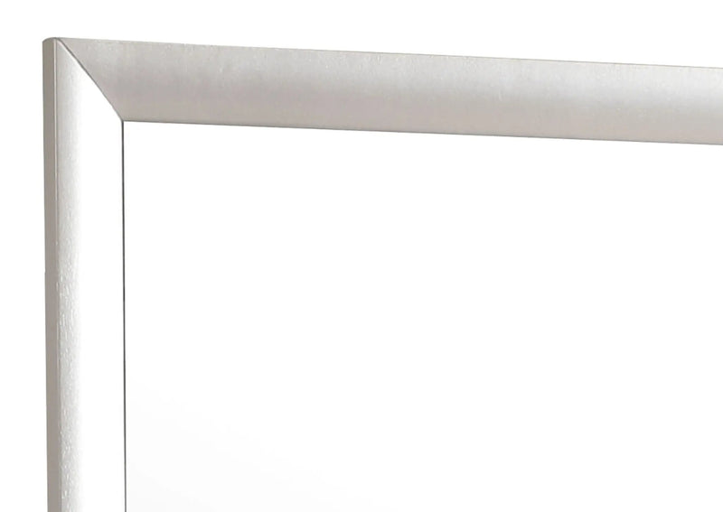 Modern Design Mirror by Unique Piece Furniture