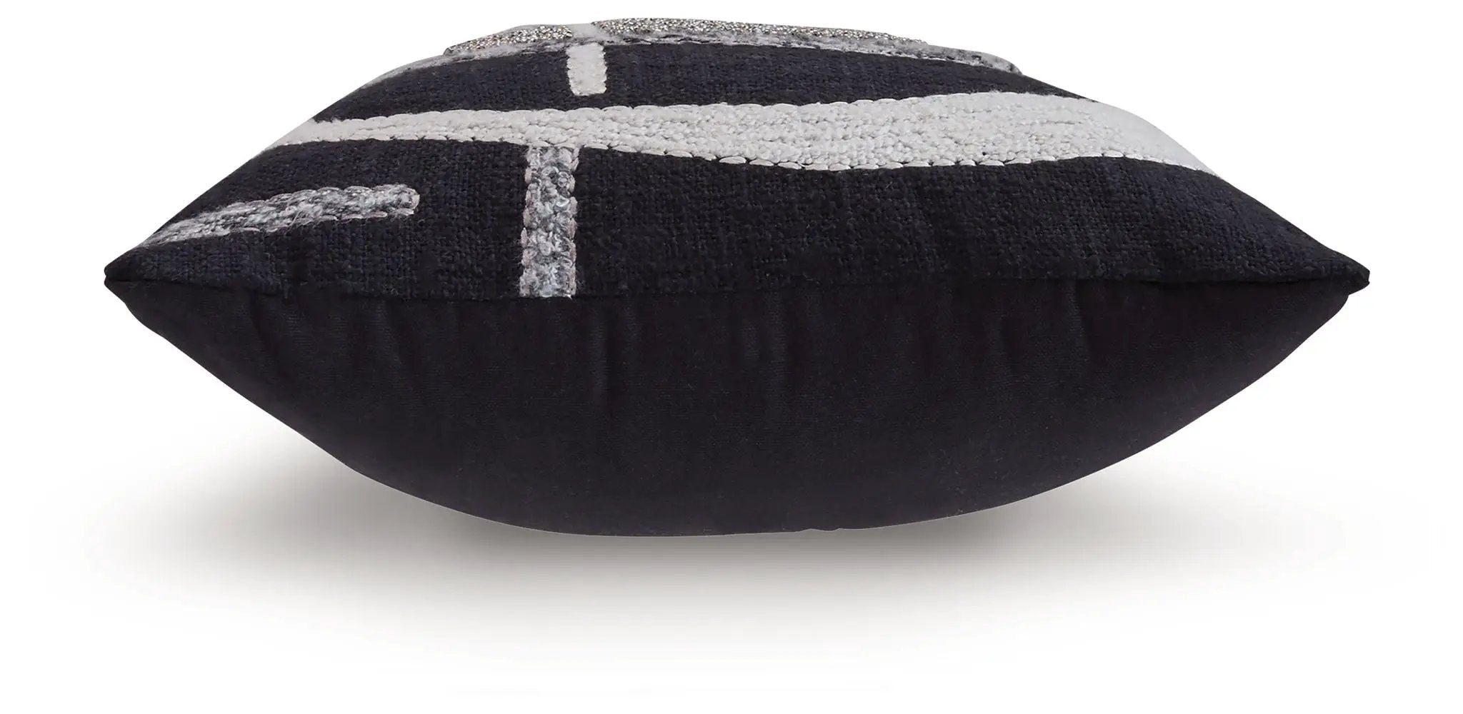 Gavrileigh - Pillow by Unique Piece Furniture