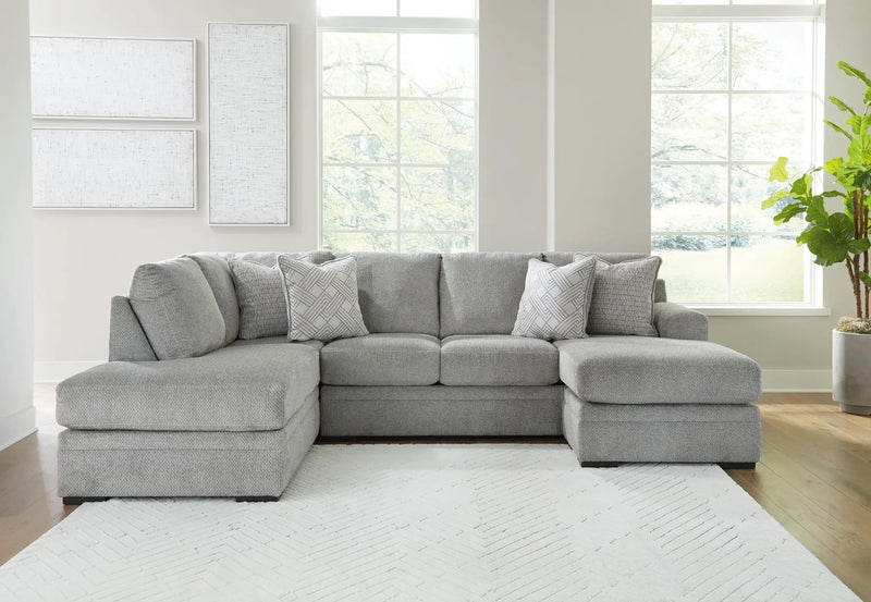 Casselbury - Sectional by Unique Piece Furniture