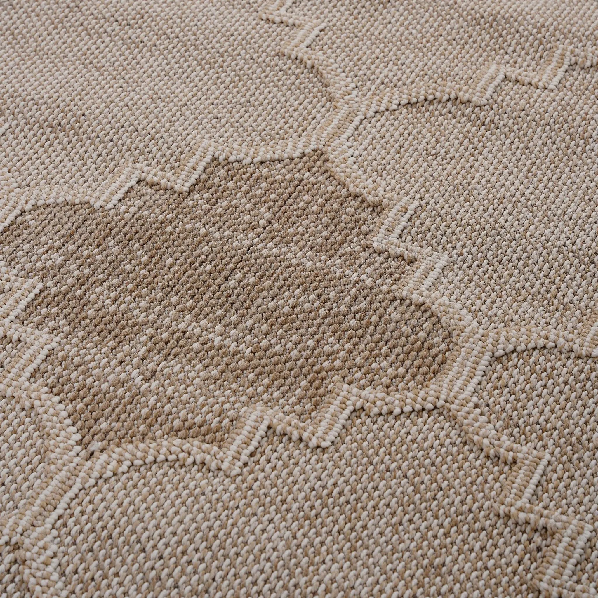 Guros - 6' X 9' Trellis Indoor / Outdoor Area Rug - Cream by Unique Piece Furniture