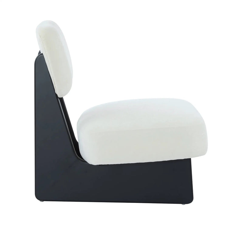 Set of 2 Modern Chairs by HouseOfZazla