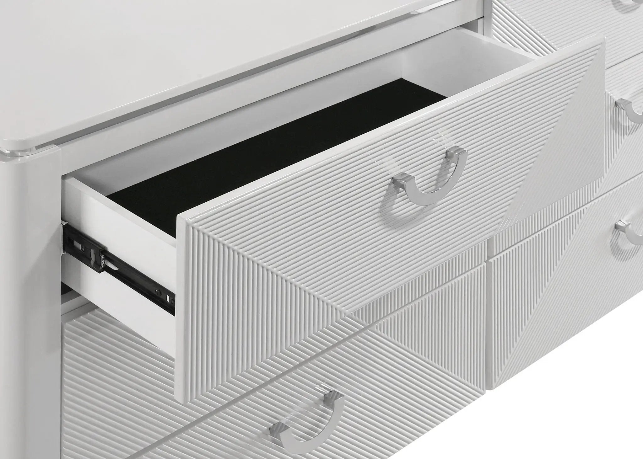 Cassia 6-drawer Bedroom Dresser Cabinet White High Gloss by Unique Piece Furniture