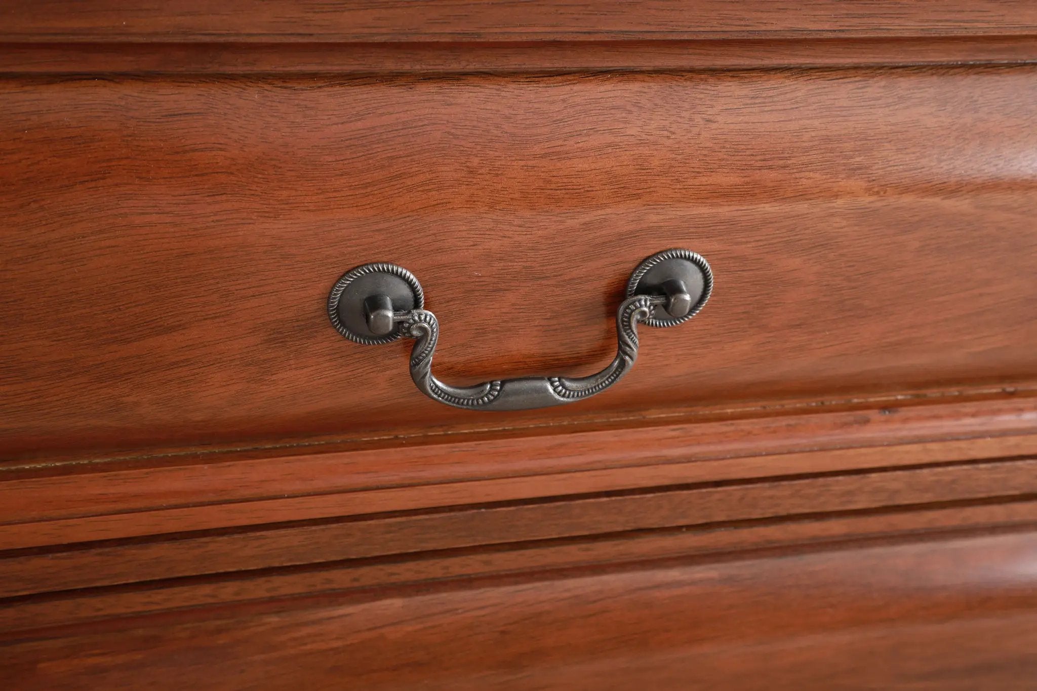 LaVita - Dresser by Unique Piece Furniture