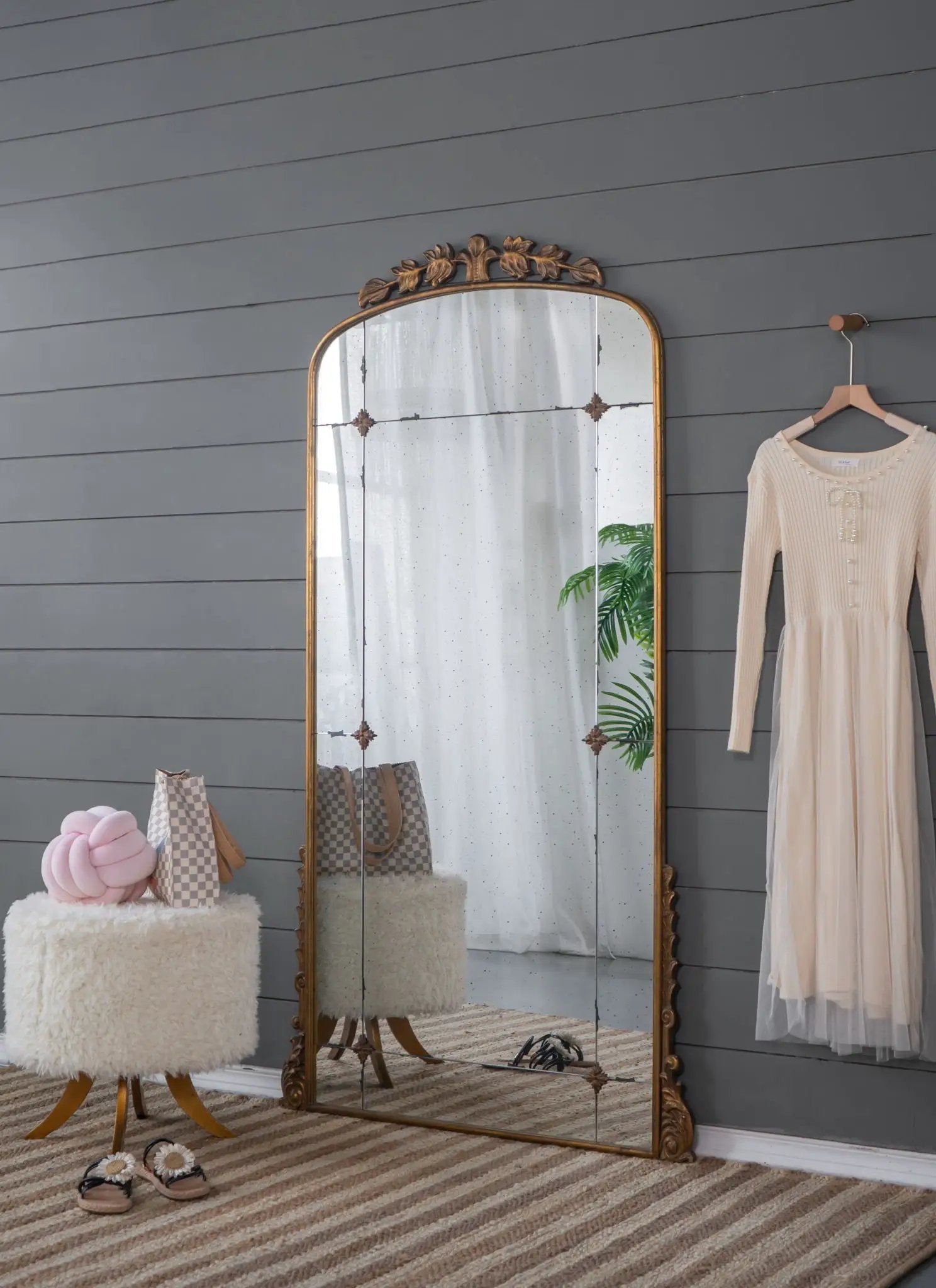 Lavish - Full Length Mirror, AntiqueMetal Floor Mirror For Living Room, Bedroom - Gold by Unique Piece Furniture