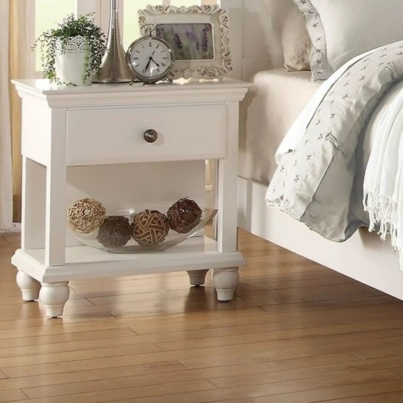 3 Piece Bedroom Set With 2 Nightstands by HouseOfZazla
