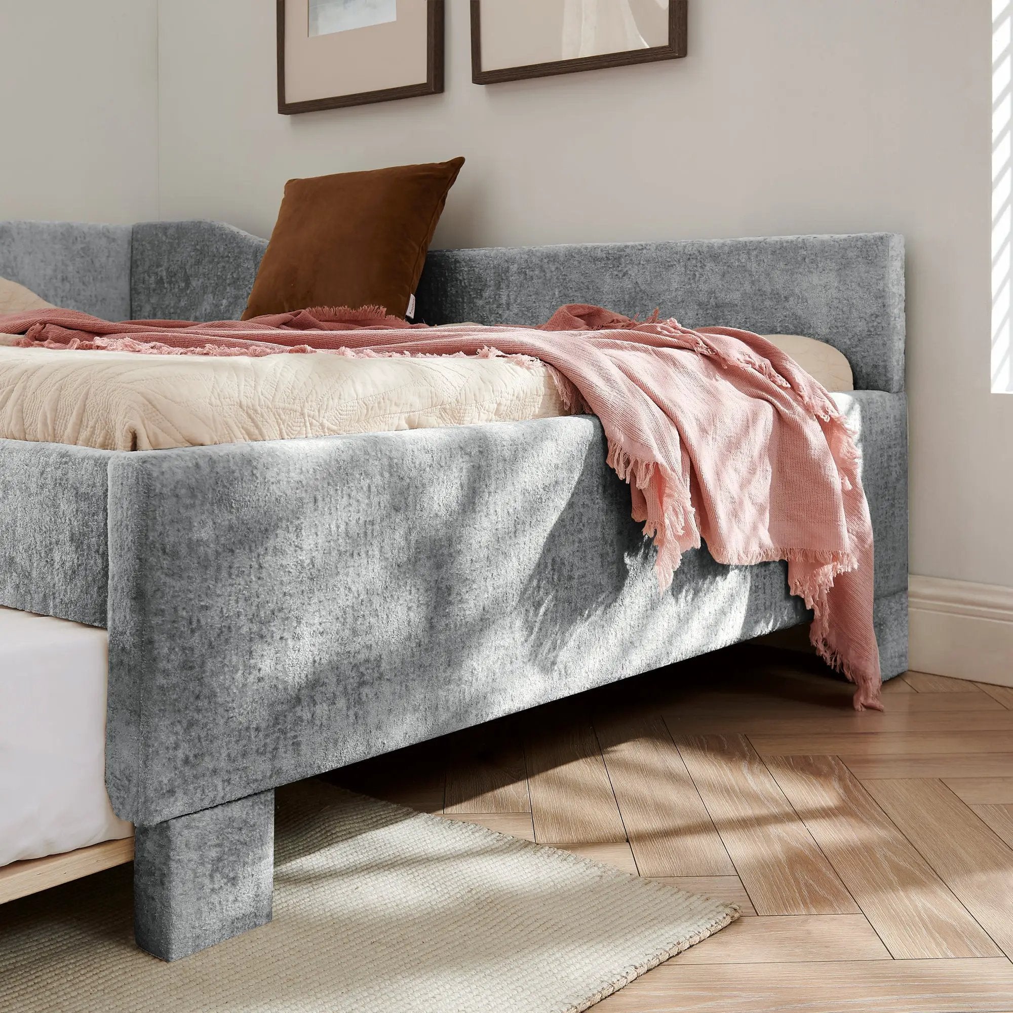 Full Size Curved Round Edge Padded Backrest Daybed by HouseOfZazla