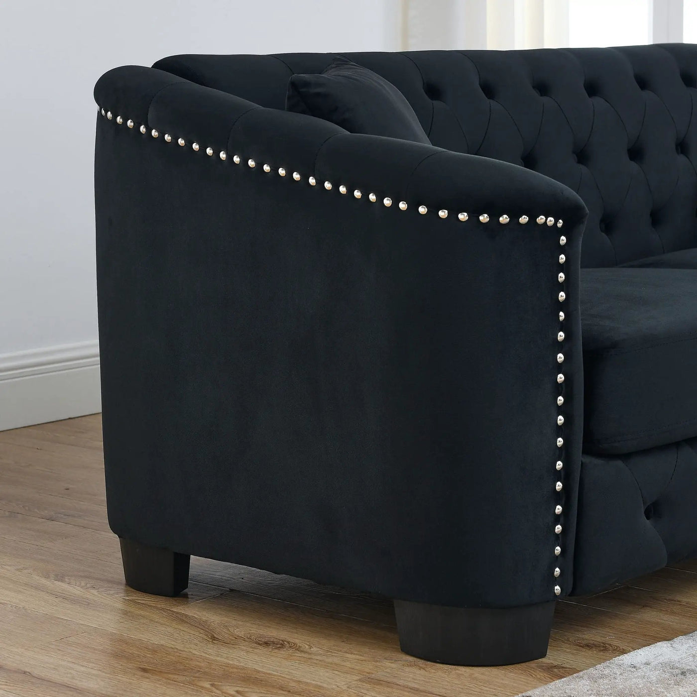 Modern Chesterfield Sofa With Tufted Backrest For Living Room by HouseOfZazla
