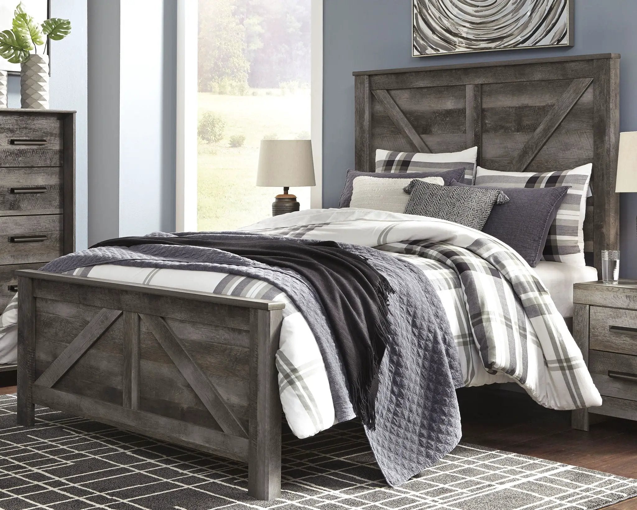 Wynnlow - Crossbuck Panel Bedroom Set by Unique Piece Furniture