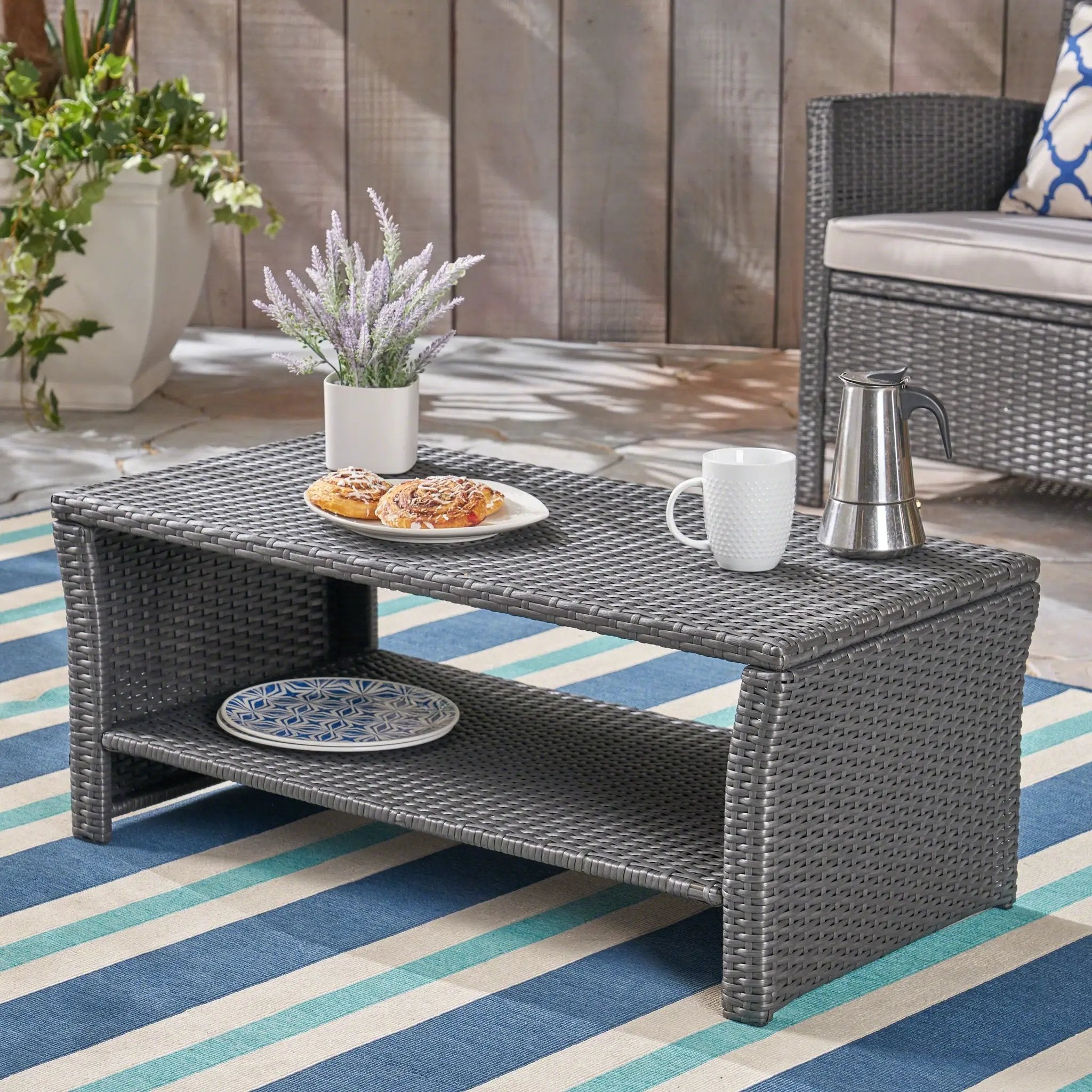 St Lucia Table by HouseOfZazla