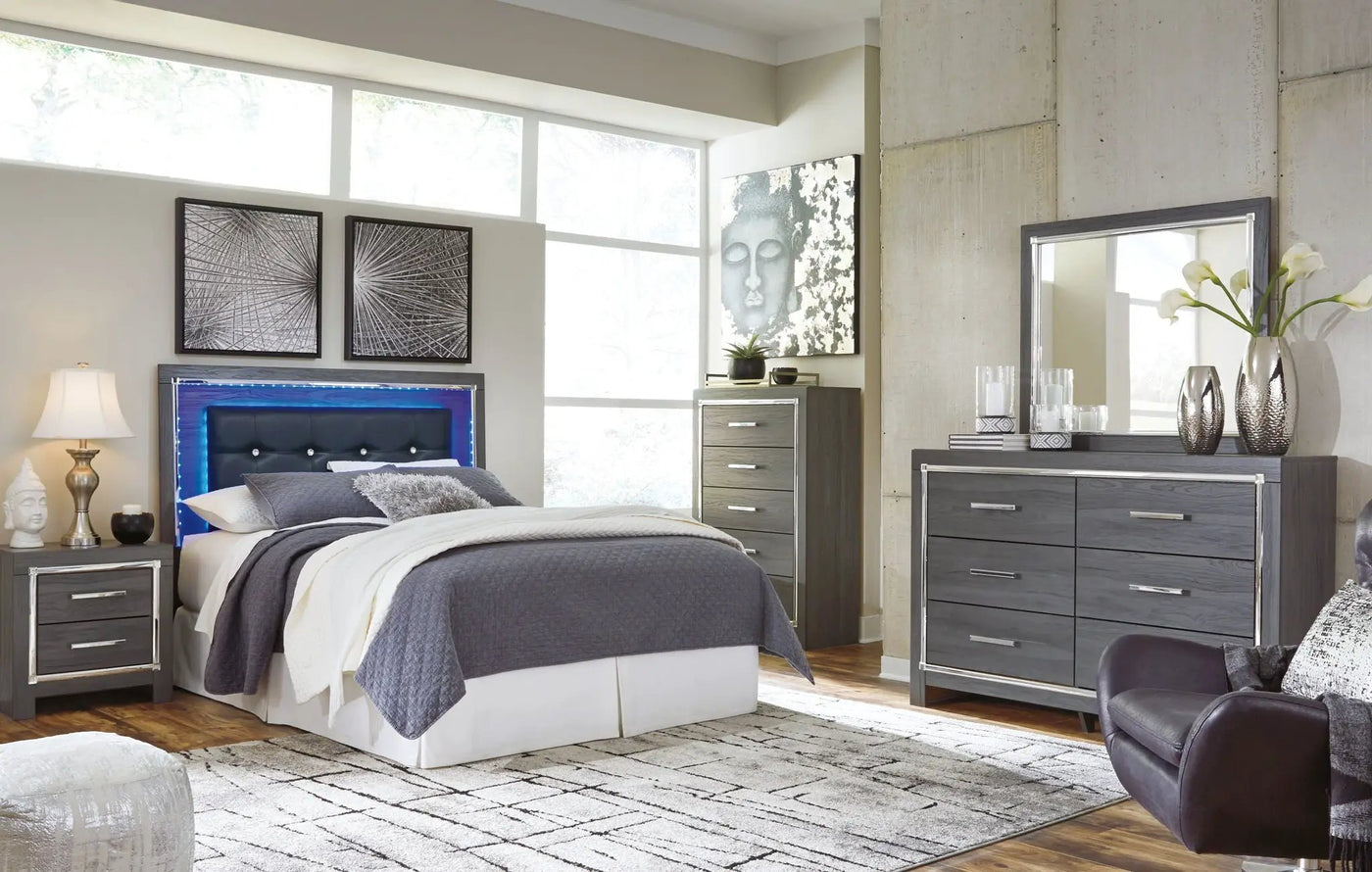 Lodanna - Upholstered Panel Bedroom Set by Unique Piece Furniture