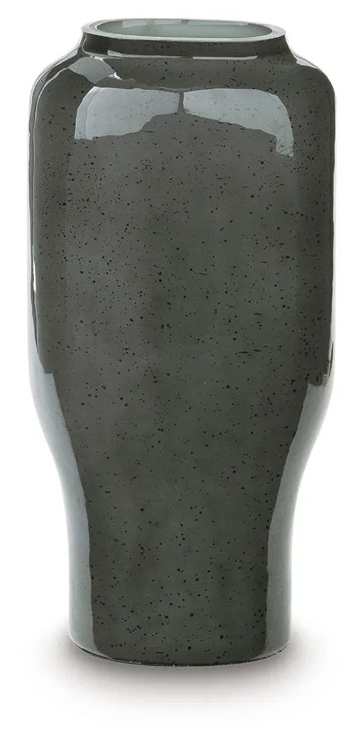 Kierlain - Vase by Unique Piece Furniture