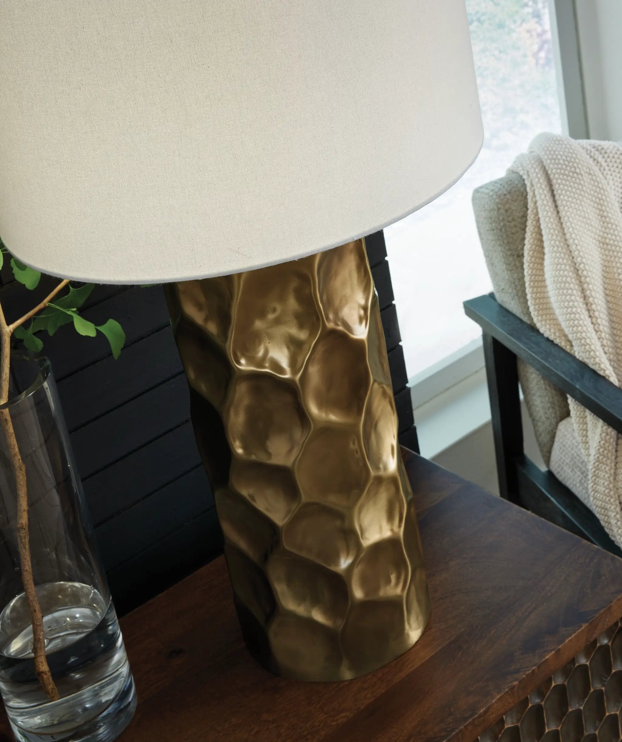 Marshawn - Metal Table Lamp - Gold Finish by Unique Piece Furniture