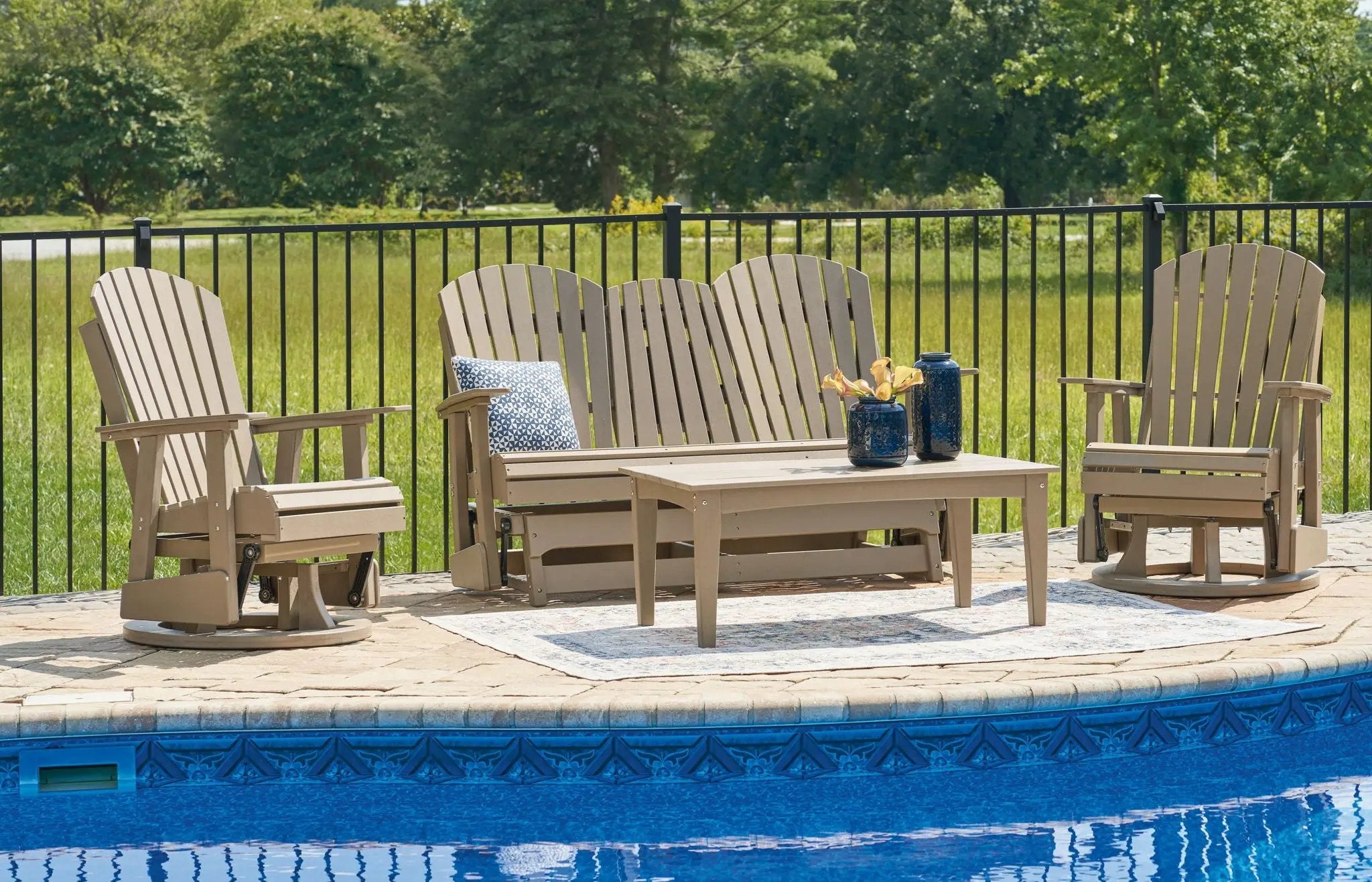 Hyland Wave - Outdoor Set by Unique Piece Furniture