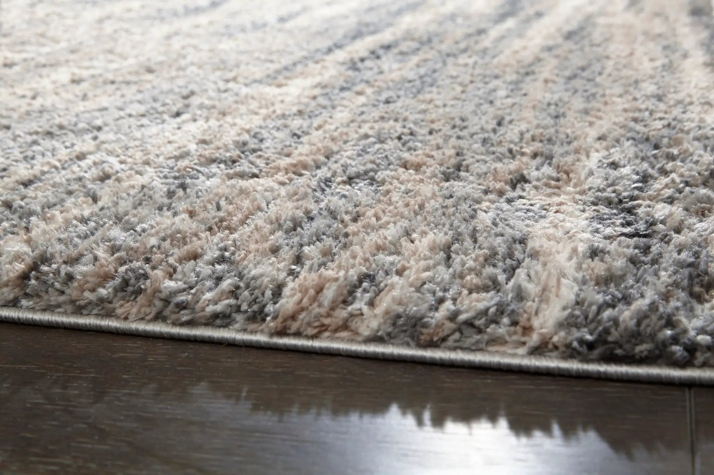 Gizela - Rug by Unique Piece Furniture